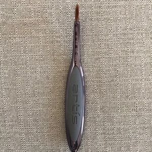 Artis Elite Smoke Linear 1 Brush